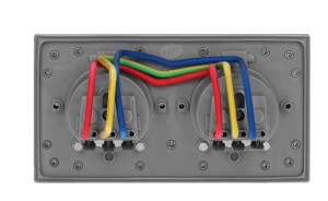 Gniazdo podwójne hermetyczne z wiatroszczelną puszką