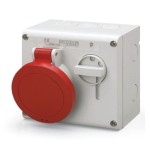 Gniazdo z zamykanym wyłącznikiem i blokadą bezpieczeństwa OMNIA 3P+E 16A IP44 500.1686 - SCAME