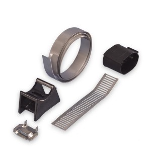 ENSTO SO 79.6 - Uchwyt dystansowy do zawieszania przewodów/kabli na słupach okrągłych (z taśmą stalową) (UN-N)